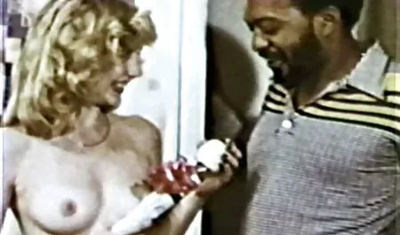 هیجان زده بانوی پیر است او نوه خود خواسته در حال مرگ - لینک تلگرام sex اسپانیا زنای با محارم
