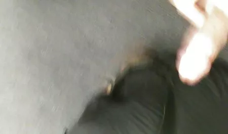 چهل سال-بانوی پیر باز کردن پاها به طور مداوم خود کانال تلگرام سکسی شهوانی ارضایی