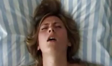 چاق, هیجان زده است و خواسته شوهرش تلگرام گپ سکسی به نفوذ